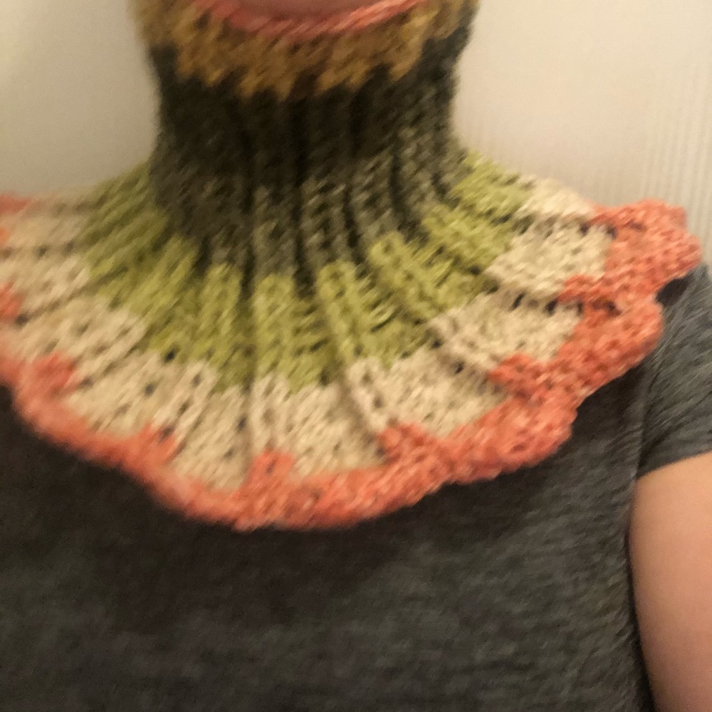 Neck warmer, scarf - Picture 4 of 7